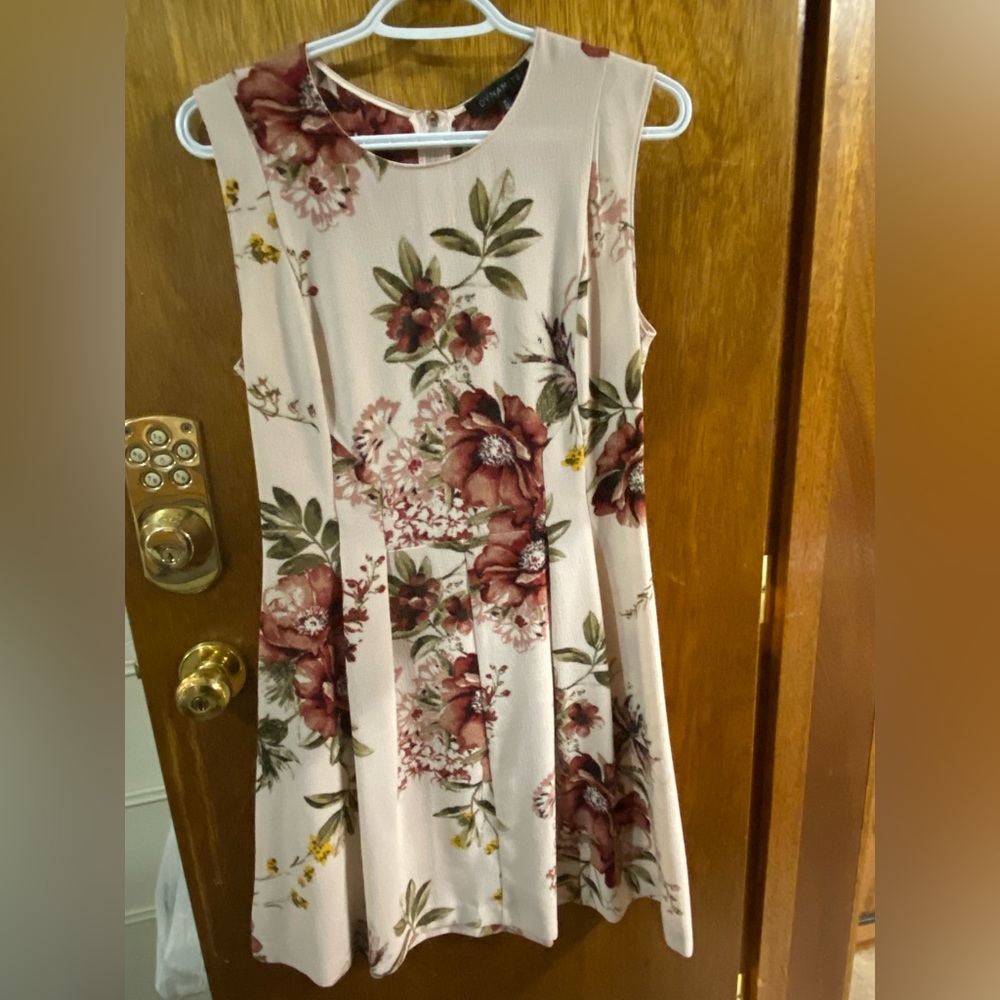 Dynamite Floral Dress